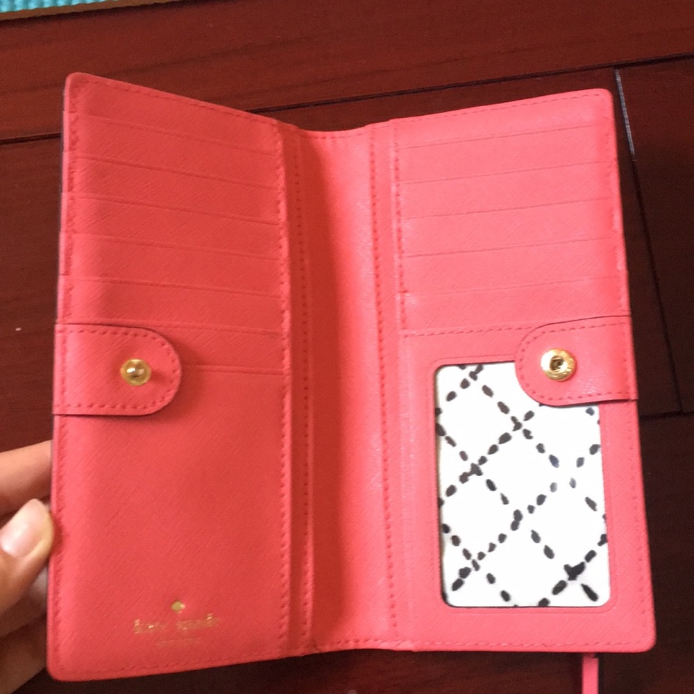 Kate Spade Wallet - Picture 3 of 8